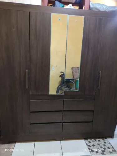 Guarda roupa casal