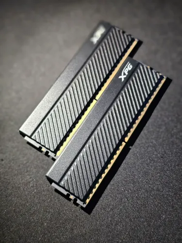 Memória RAM XPG 16GB 2x8 3200Mhz CL16