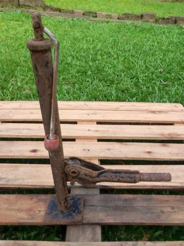 Macaco Antigo De Carro Retrô Mecânico À Rosca - 55,5 cm - Vintage / Coleção 70