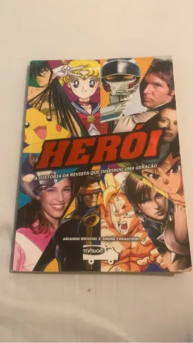Livro Herói - edição 2016 capa cartonada 
