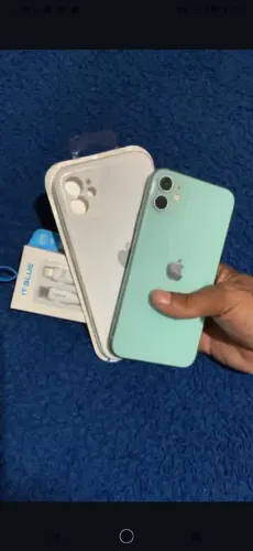 Vem no iPhone 11 zero tem todos os accessorios