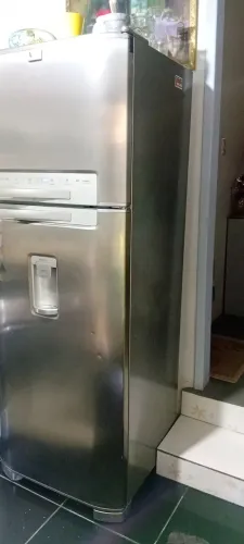 Geladeira frost free DW50x funcionando mas,precisa de concerto pq está criando gelo
