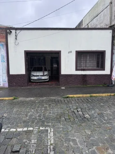 ? Vende-se Sobrado de Alvenaria - Documentação Ok - 3 quartos