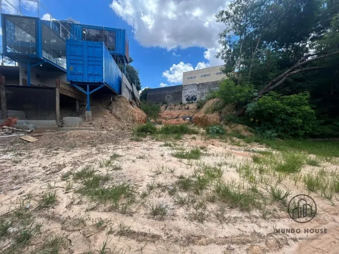Terreno à venda na Av. Dom Aguirre