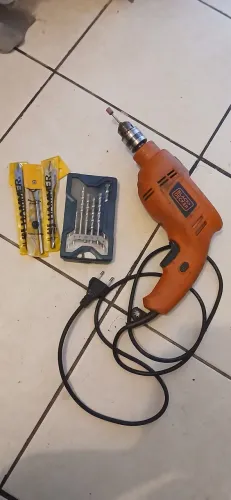 Furadeira Black decker