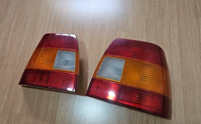 Par de lanternas traseiras Monza 91/96 tubarão originais GM M.carto