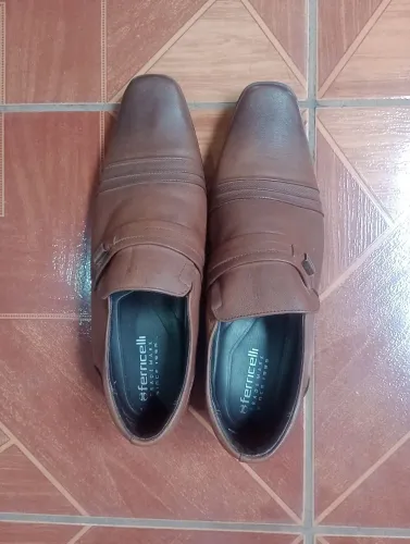 Sapato Ferricelli em ótimo estado
