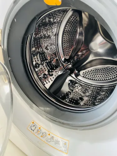 Lava e Seca LG 8,5 kg / 5 kg Inverter Direct Drive - Ótimo Estado