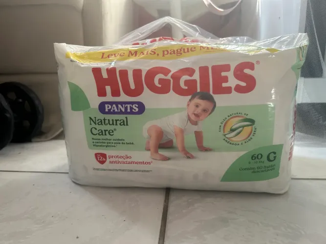 Fralda Huggies natural care G pants