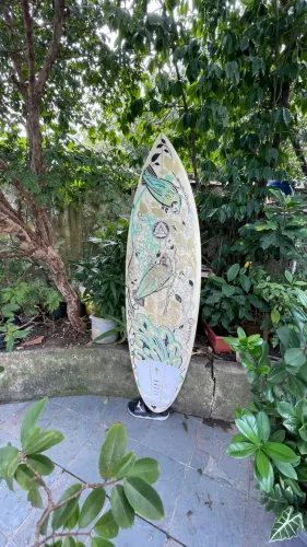 Prancha de Surf 5?10 32.7 PU litros Shazam Surfboards