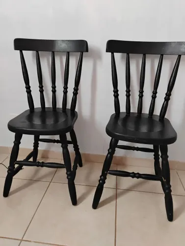 Vendo 2 cadeiras 170 reais