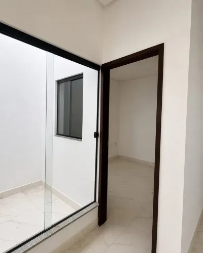 Vende-se casa padrão caixa
