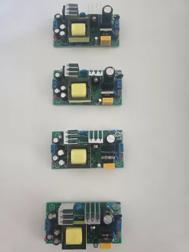 Lote 4 Placas Fonte Chaveada Bivolt para 5V Pouco Uso