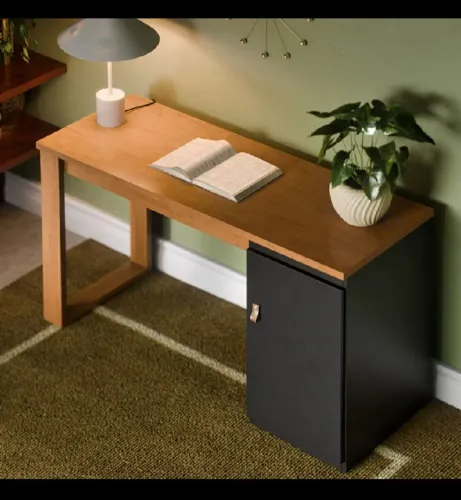 Escrivaninha Escritório Home Office com Porta e Prateleira - Nova, na Caixa!