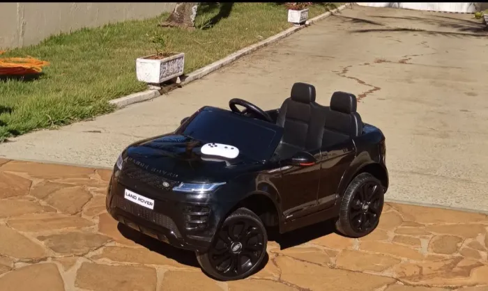 Carrinho Elétrico Infantil Mini Range Rover - 12V | Controle Remoto | Luzes e Sons | Preto