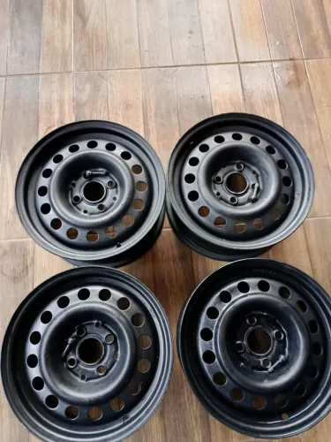 Roda de carro 14"
