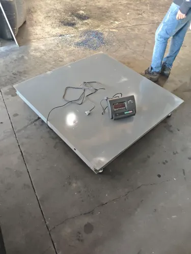 Balança de piso 1,20x1,20 ( *Novo*) 500kg a 5000kg