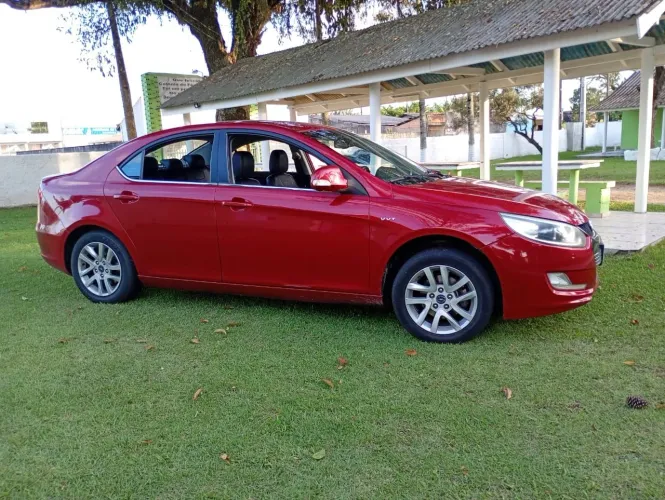 JAC J5 Sedan 1.5 16V 4P Mec. 2016