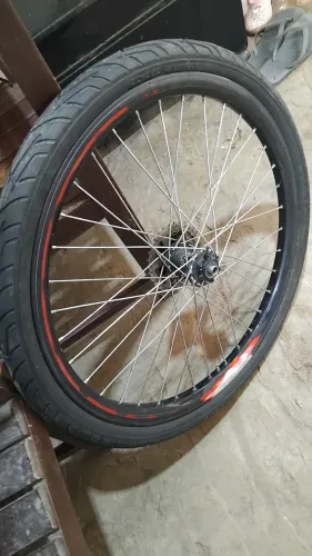 Vende aro 26 trazero médio com peneu e câmera nova
