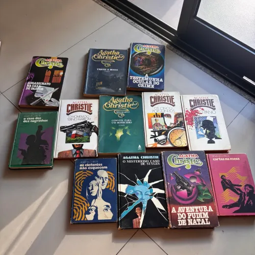 Coleção 12 livros Agatha Christie