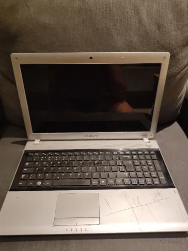 Notebook Samsung RV511 - SSD 120GB + 4GB RAM DDR3 + Carregador Incluído