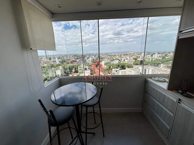 Apartamento à venda, Portão, Curitiba, PR. Condomínio com infra estrutura.