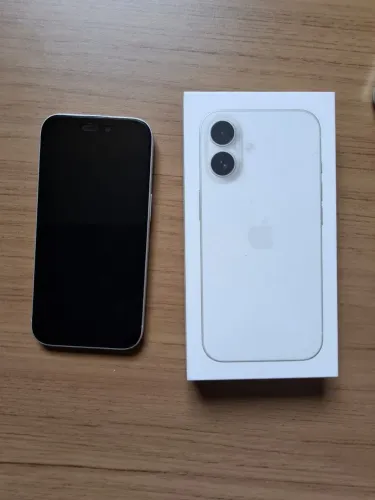 iPhone 16 256GB