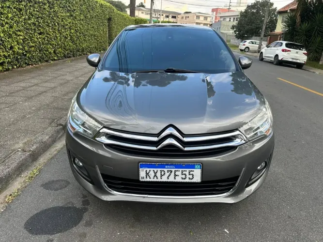Citroen C4 Lounge Tendance 2.0 Flex 4P Mec. 2014
