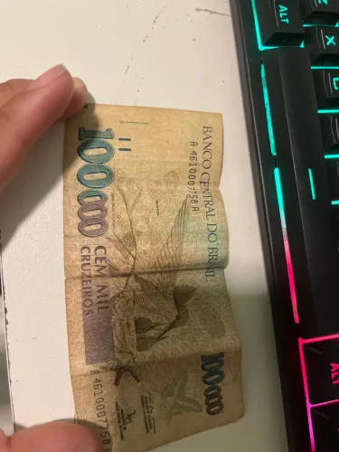 Nota de 100000 cruzeiros para colecionadores