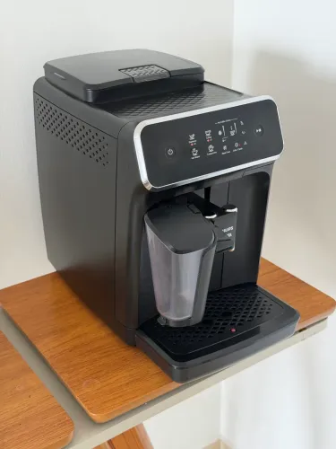 Cafeteira Espresso Superautomática LatteGo Philips Walita Série 2300