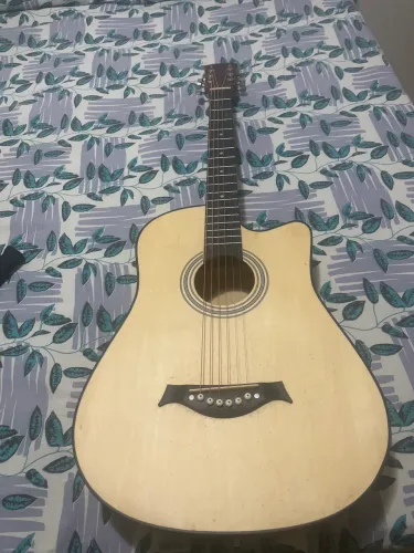 Violão novo