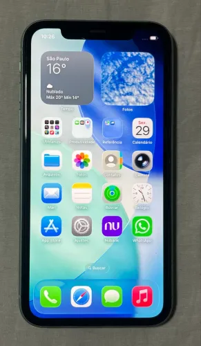 iPhone 11 green