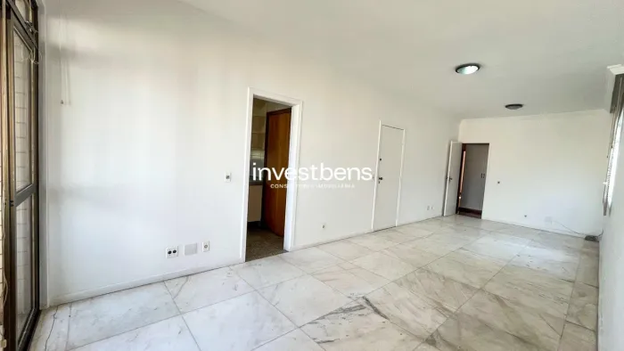 Apartamento com aproximadamente 140m² à venda 4 quartos, sendo 1 suíte, e 2 vagas Coraçã