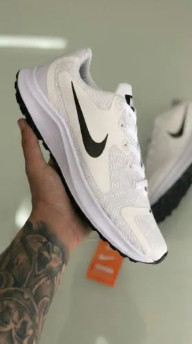 Tenis