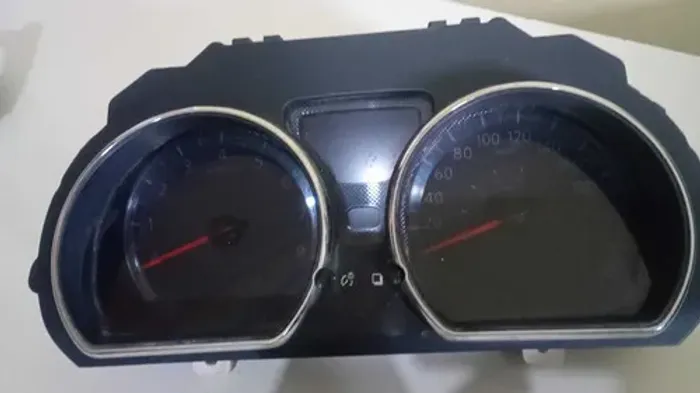 Painel De Instrumentos Nissan Versa 2014 2015 2016 2017 Preto