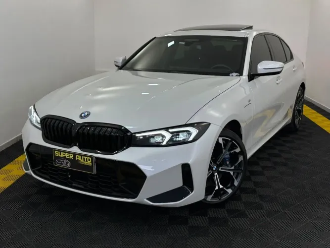 BMW 330E M Sport 2.0 Turbo Híbrido AU 2025