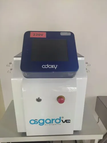 Equipamento de Criolipólise Adoxy Asgard VC 9