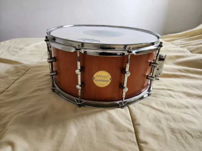 Caixa Adah Meed Series 14x7