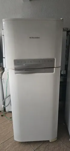 Geladeira Electrolux 400 litros