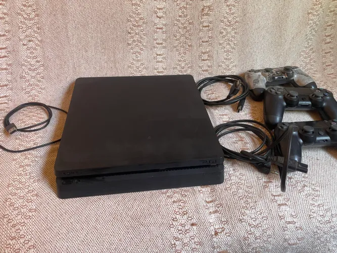Ps4 slim