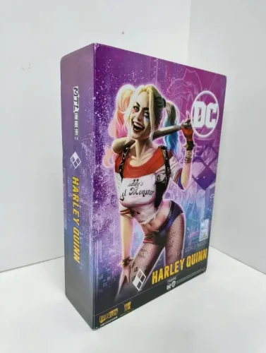 ACTION FIGURE - HARLEQUINA HARLEY QUINN - 20CM