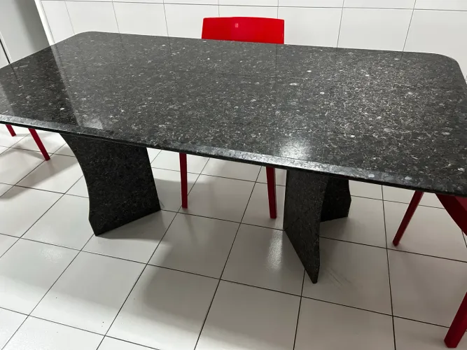 Mesa de granito