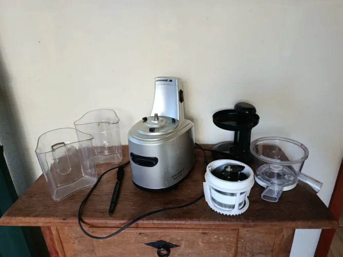 Espremedor slow juicer Funkitchen