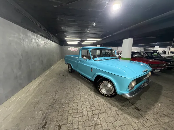 Chevrolet C-10 2.5/4.1 1976