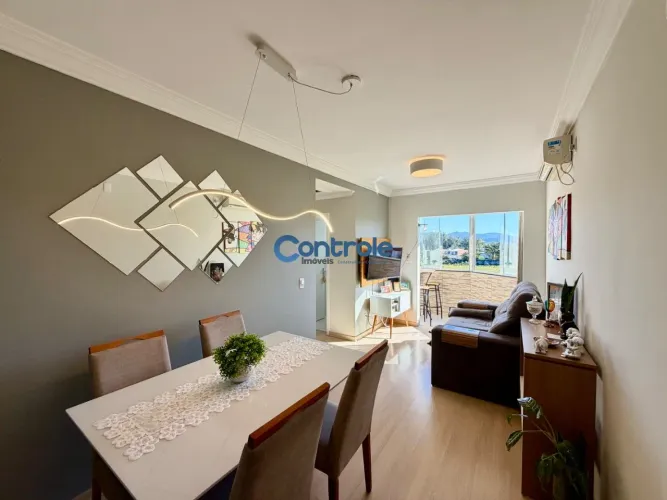 Apartamento com 02 dormitórios no bairro Forquilhinha em São José/SC