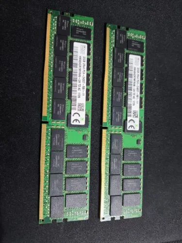 Kit Memória RAM DDR4 64GB (2x32GB) 2400MHz SK Hynix ECC Registered (Kit Xeon / Servidor)