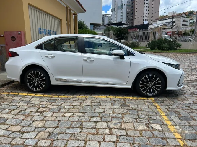 Toyota Corolla Altis 2.0 Flex 16V Aut. 2024