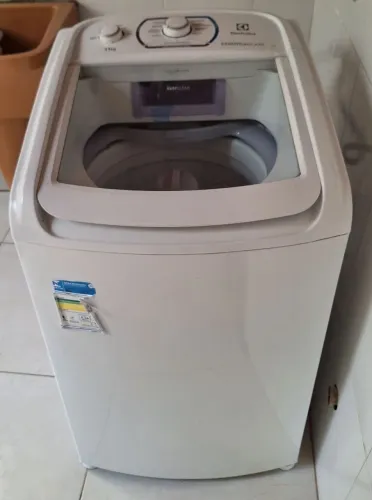 Máquina de lavar 11 kg Eletrolux