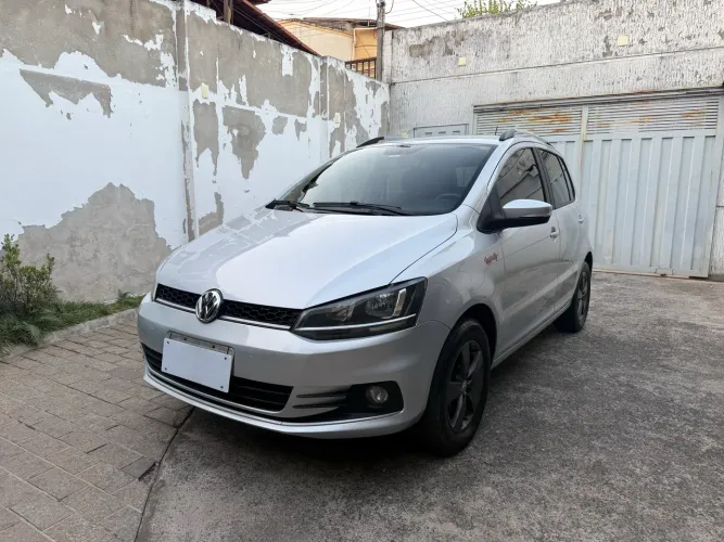 Volkswagen Fox Rock IN RIO 1.6 MI Total Flex 8V 5P 2016
