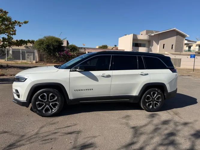 Jeep Commander Limited T270 1.3 TB Flex AUT 2024